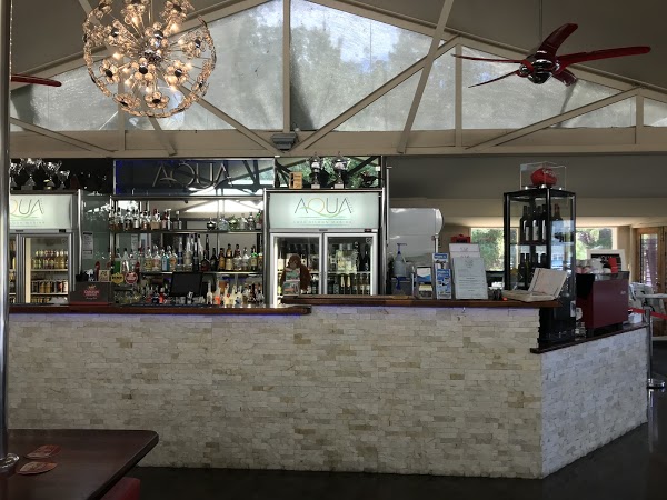 Aqua Bar & Caf Lake Eildon